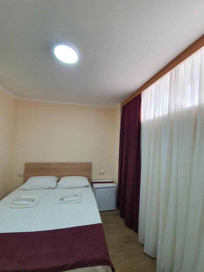 Blossom Hotel Batumi Exterior foto