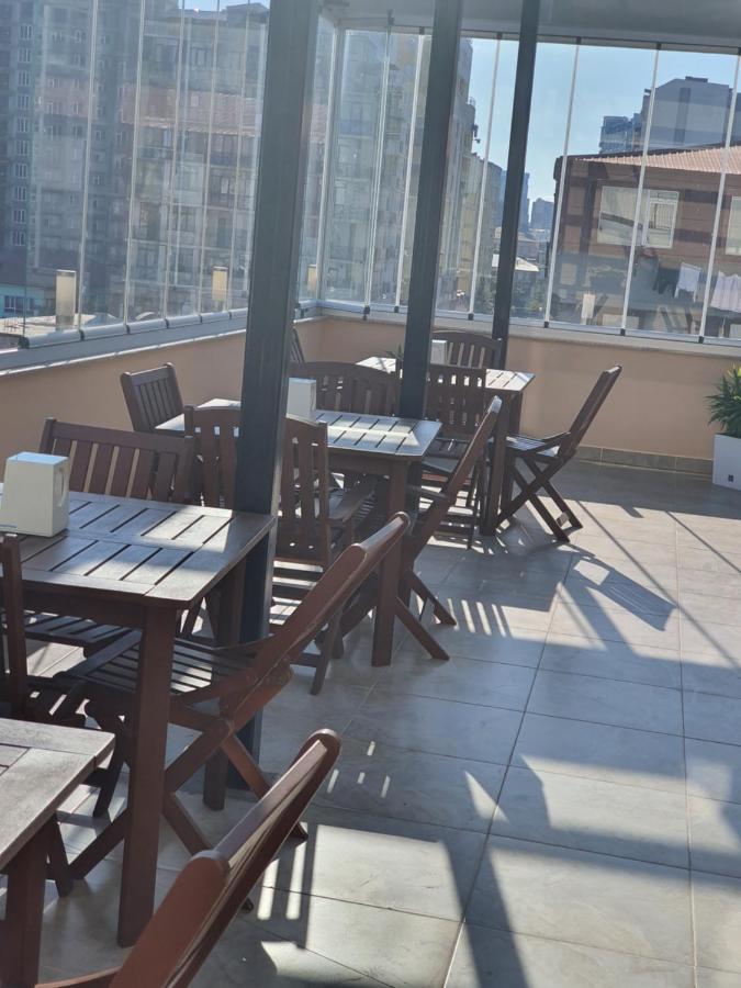 Blossom Hotel Batumi Exterior foto